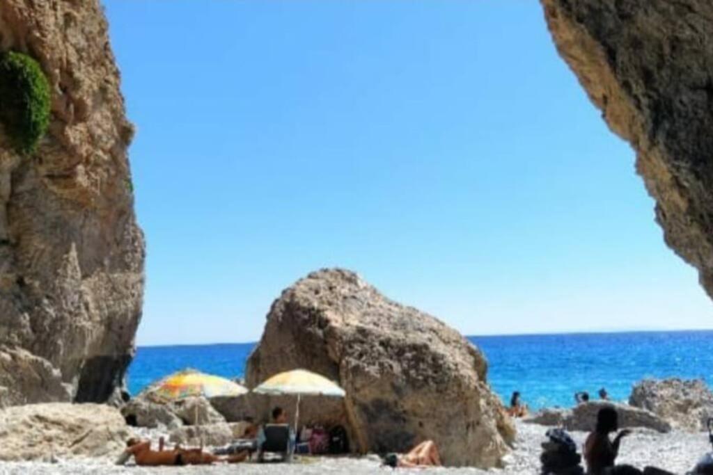 Traditional Villa With Pool In Sfakia Imbros Exteriör bild