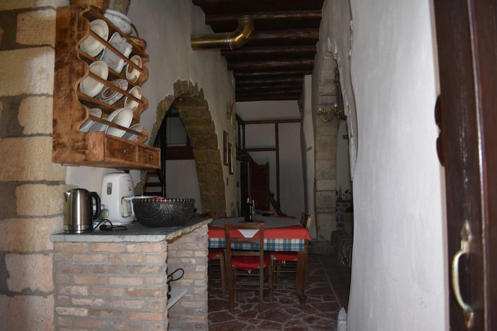 Traditional Villa With Pool In Sfakia Imbros Exteriör bild