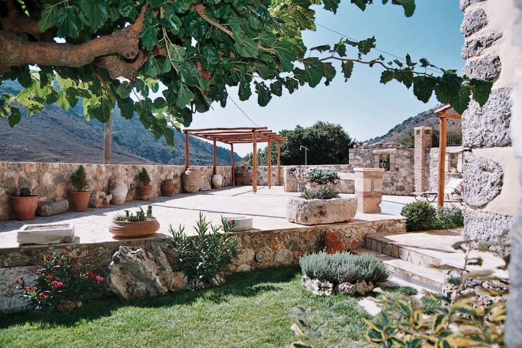 Traditional Villa With Pool In Sfakia Imbros Exteriör bild