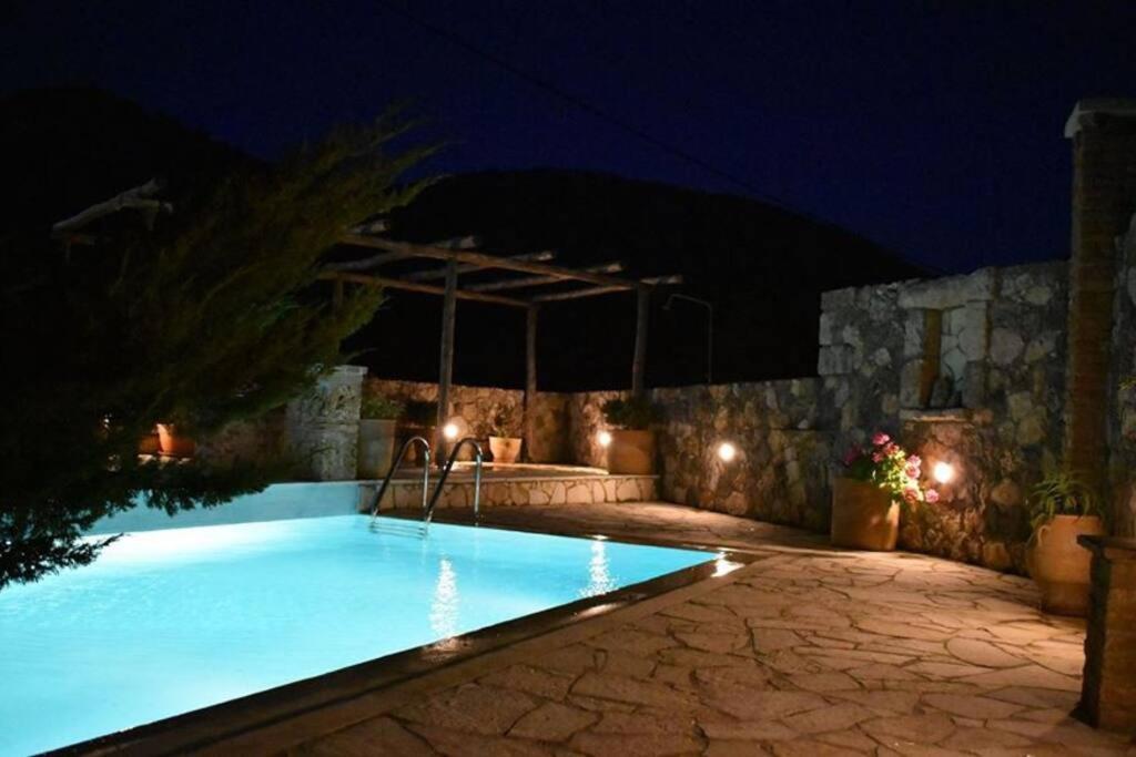 Traditional Villa With Pool In Sfakia Imbros Exteriör bild